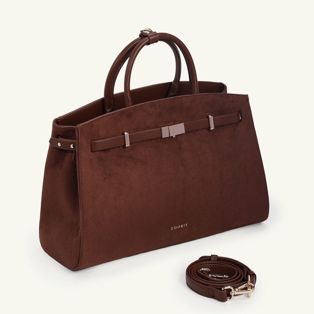 Alternative view of 2018 NÂU TRẮNG